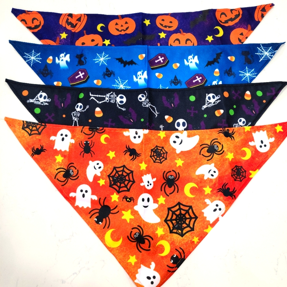Halloween dog bandana's (Set of 4)